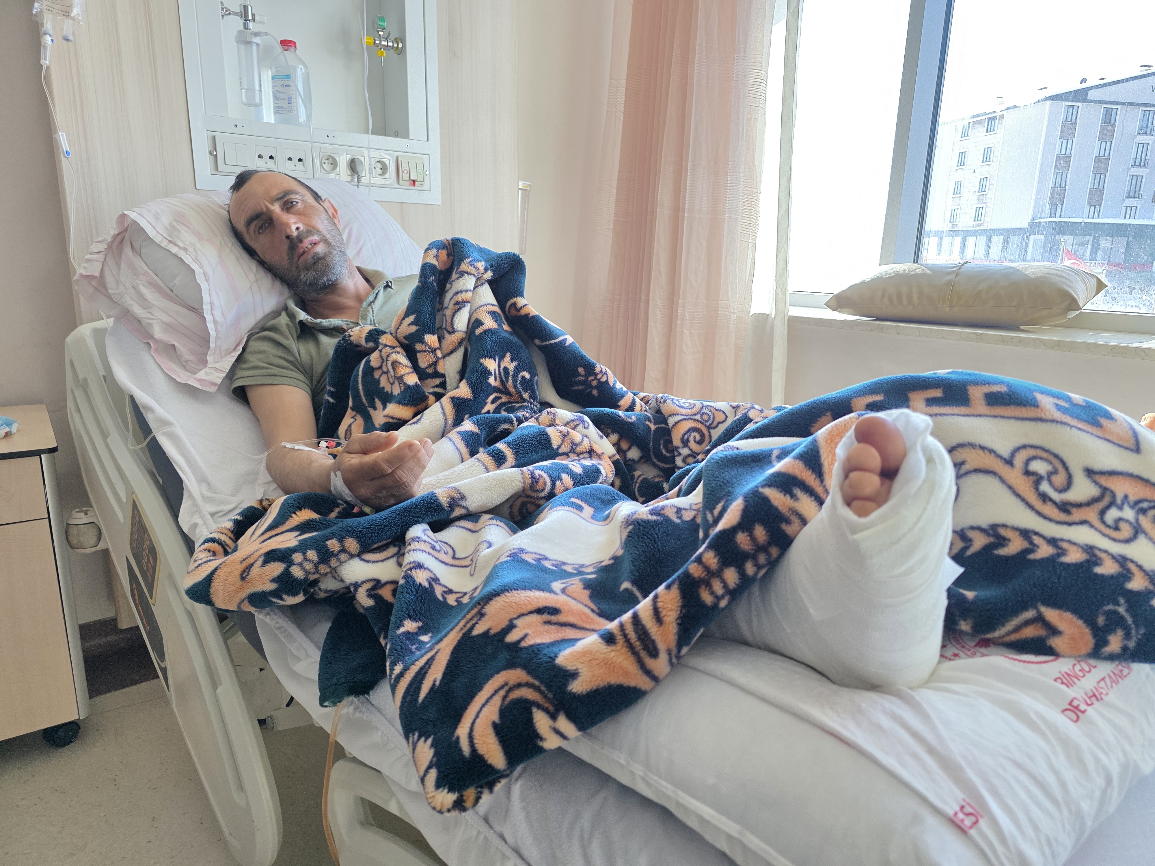 Bingöl'de domuz saldırısına uğrayan adam köpeği sayesinde kurtuldu