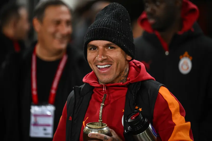 "GALATASARAY'DA OLMAK BÜYÜK BİR SORUMLULUK" 2 "GALATASARAY'DA OLMAK BÜYÜK BİR SORUMLULUK" 2