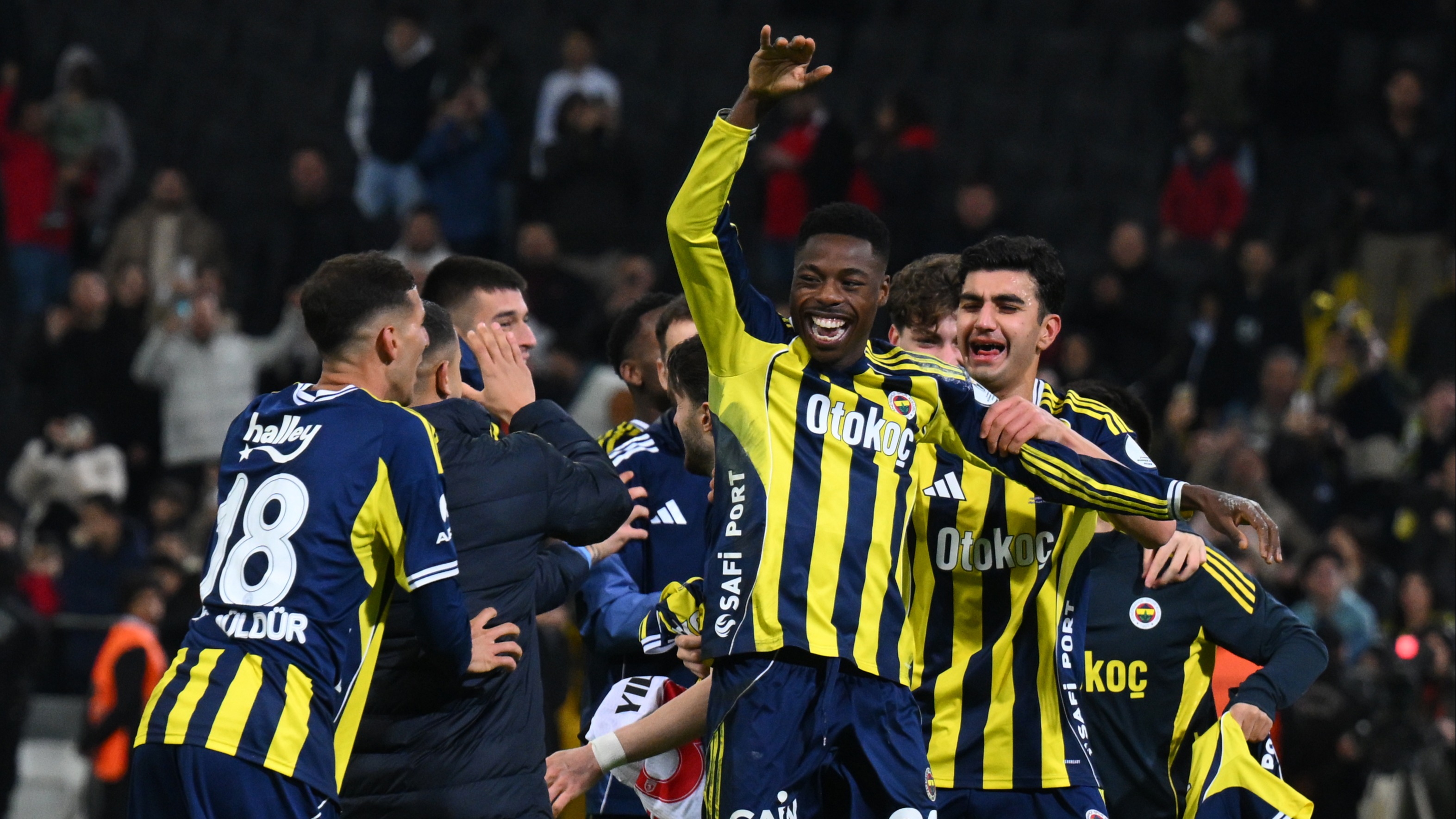 Geçen sezon imza atmıştı, Fenerbahçe ayrılığı açıkladı