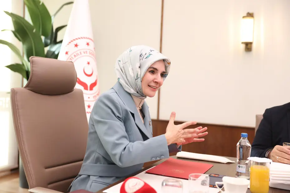 Bakan Göktaş: Doğurganlık hızındaki düşüş bir gelecek meselesi