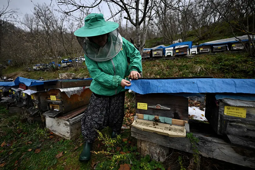 HER TÜRLÜ EĞİTİMİ ALDI 1