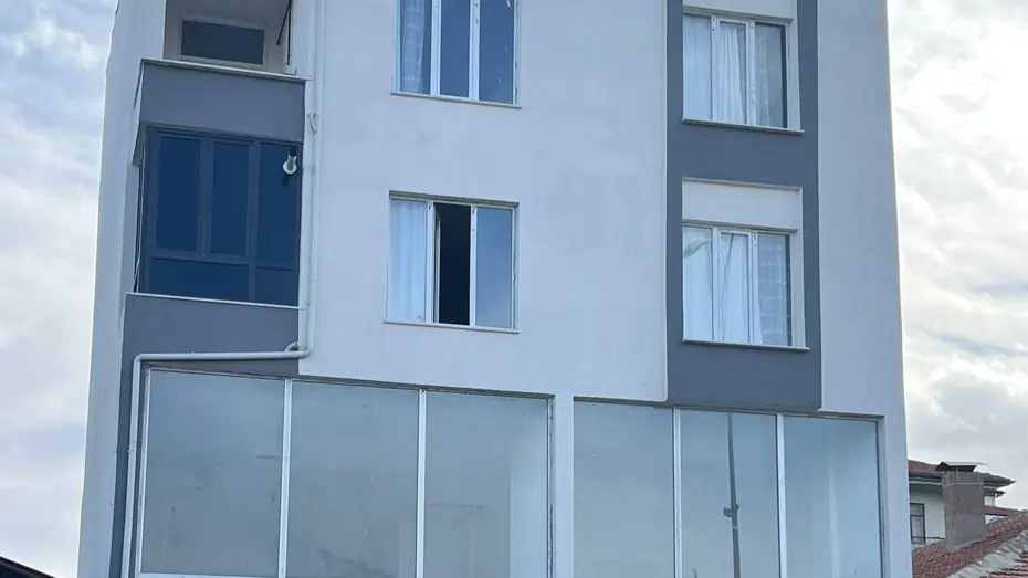 Aksaray'da sobadan sızan gaz sekiz kişiyi zehirledi