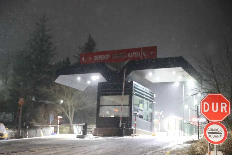 Kırklareli’de kar yağışı etkili oluyor