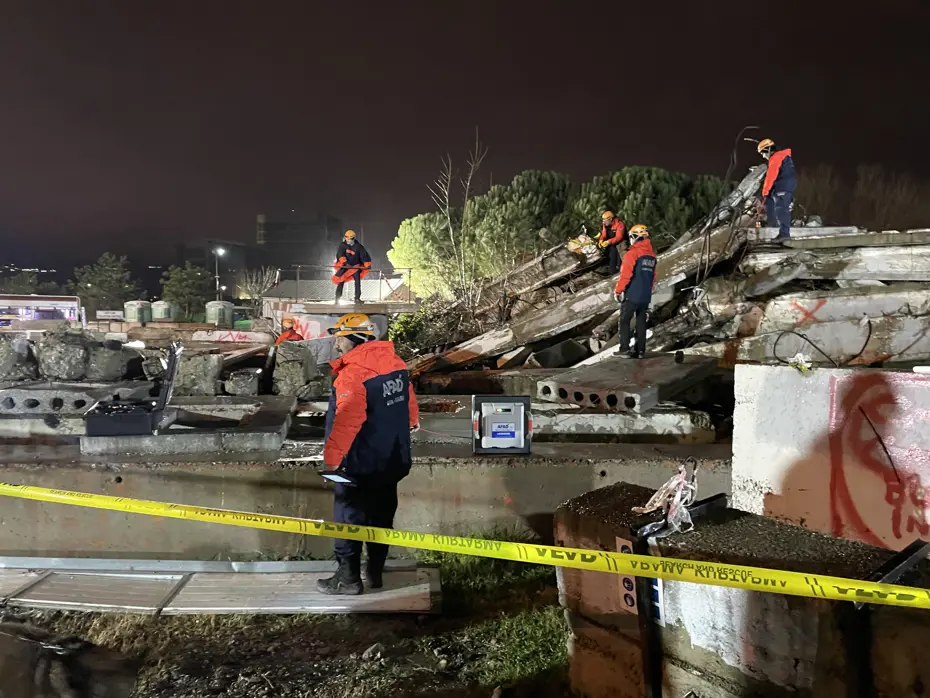 Gerçeği aratmayan tatbikat. Gemlik’te 6,7’lik deprem senaryosuyla tatbikat yapıldı