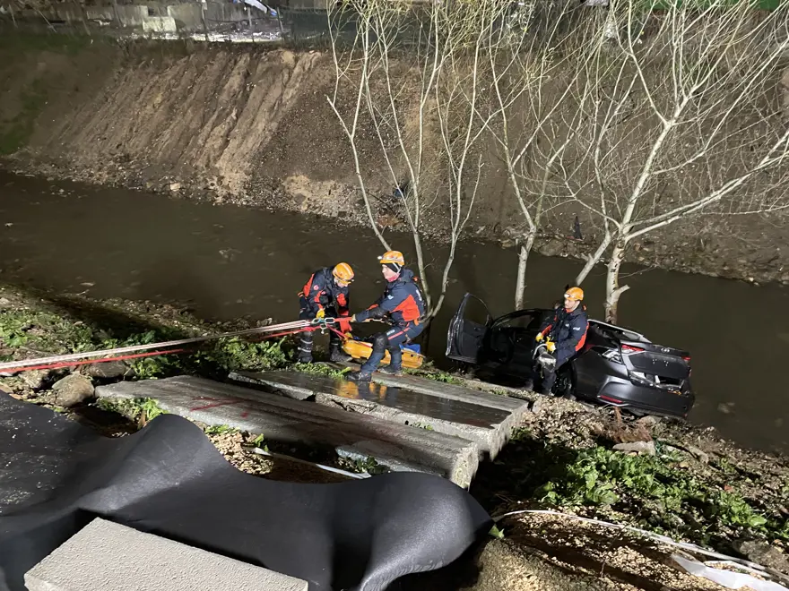 Gerçeği aratmayan tatbikat. Gemlik'te 6,7'lik deprem senaryosuyla tatbikat yapıldı 