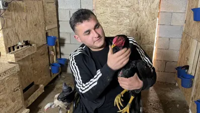 Fiziksel engeline rağmen 23 yaşında kendi işini kurdu. İl dışına da pazarlıyor
