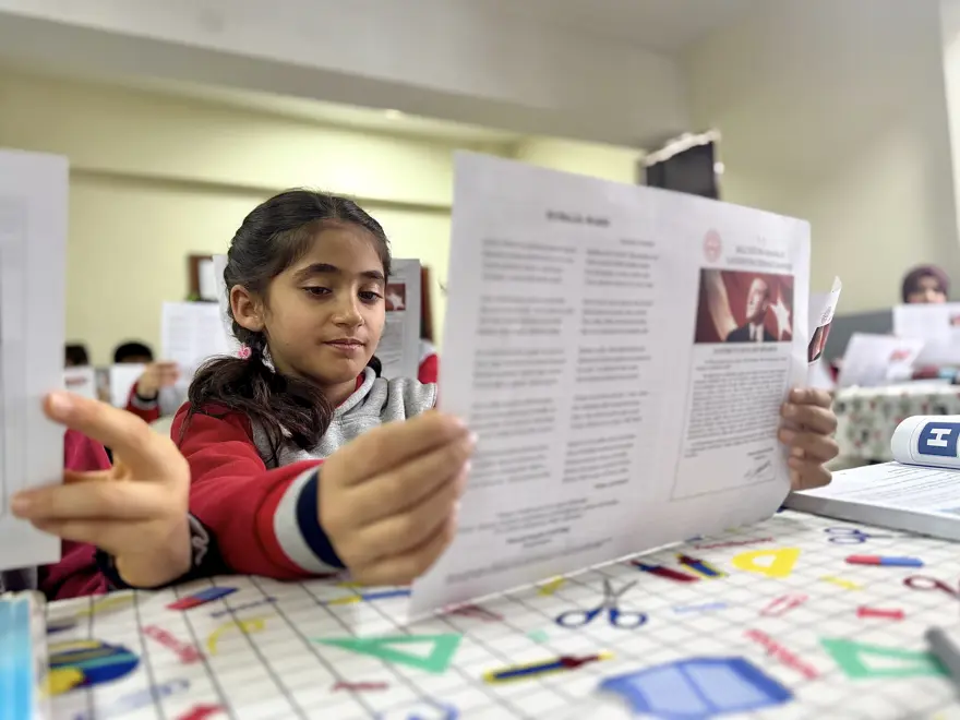 "ÖĞRETMENİMİ VE OKULUMU ÖZLEYECEĞİM" 1 "ÖĞRETMENİMİ VE OKULUMU ÖZLEYECEĞİM" 1