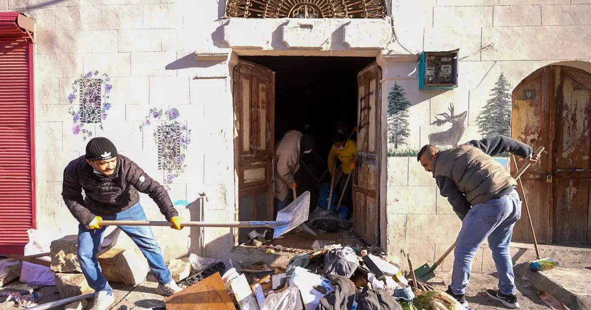 Evden 168 ton çöp çıktı