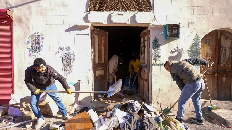 Evden 168 ton çöp çıktı 