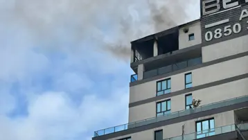 16 katlı binanın terasındaki kafede yangın