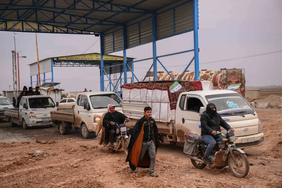 Deyr Hafir'de siviller eve dönüyor