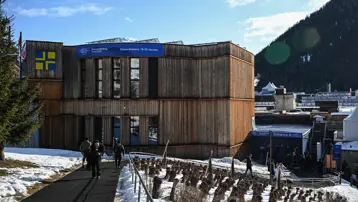 Davos'ta yangın tahliyesi