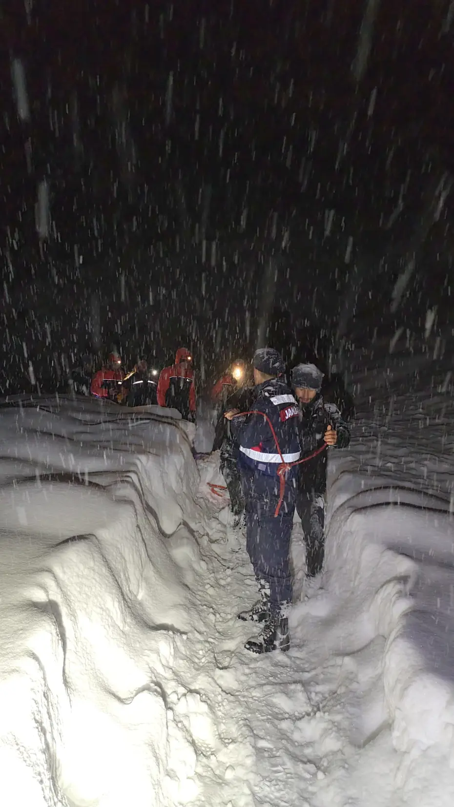 Giresun'da çığ altında kalan çoban hayatını kaybetti