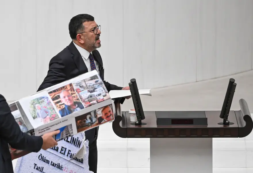 Emekli aylığı düzenlemesi Meclis'ten geçti 3 Emekli aylığı düzenlemesi Meclis'ten geçti 3