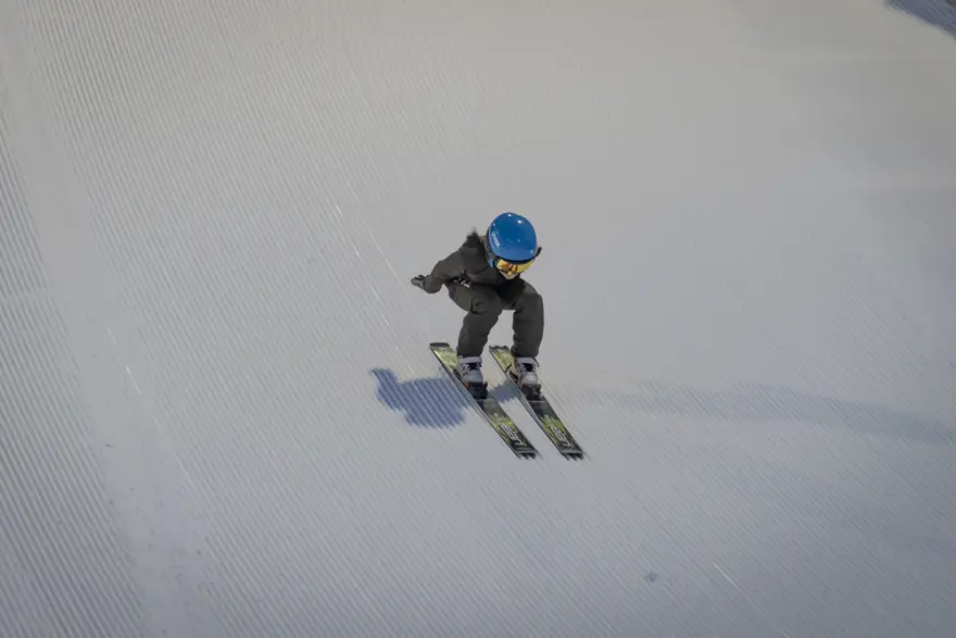 Türkiye'de sadece Erzurum'da var. Buraya çıkmak cesaret ister
 4