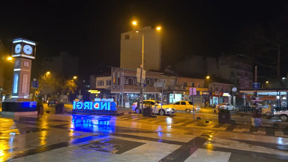 Sındırgı’da 5.1 büyüklüğünde deprem