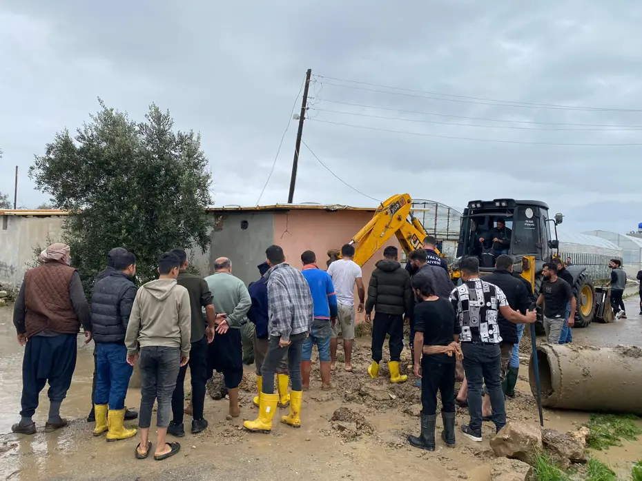 Tahliye kanalına düşen küçük Berra’dan acı haber