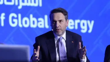 Bakan Bayraktar, enerjideki belirsizliklerin aşılmasında "güçlü uluslararası işbirliğinin" önemini vurguladı