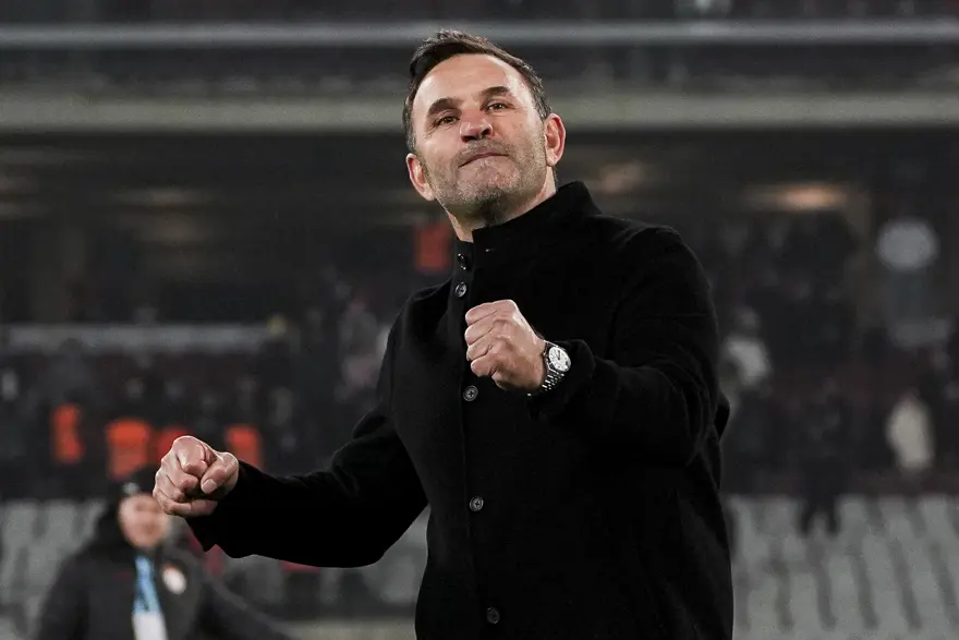 EN ÇOK GALİBİYET ALAN ÜÇ TEKNİK ADAM ARASINDA 4 EN ÇOK GALİBİYET ALAN ÜÇ TEKNİK ADAM ARASINDA 4