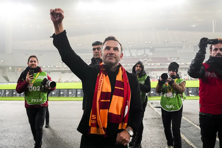 Okan Buruk’un rekor gecesi: Süper Lig tarihine geçti