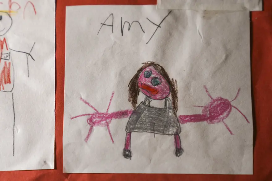 Amy Winehouse'un kanlı bale pabuçları Türkiye'den çıktı. Ankaralı çifte milyonlarca liralık teklif yağıyor 9