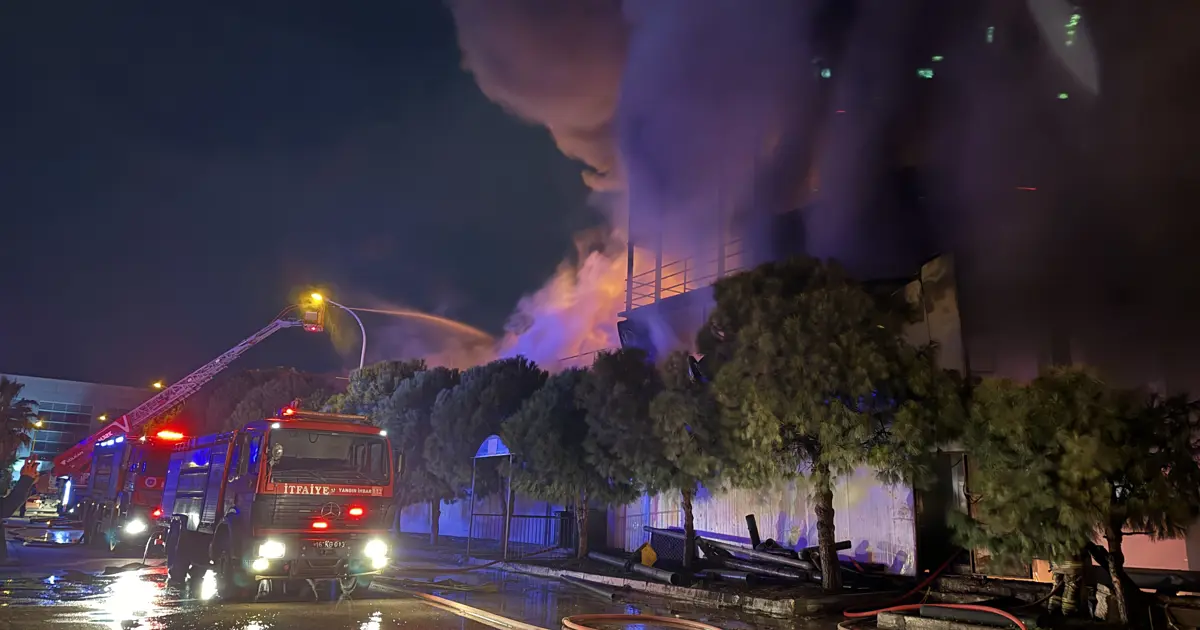 Kimyasal kaplama fabrikasında yangın