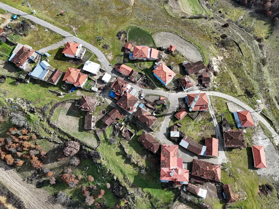 Türkiye'nin ilginç köyleri: Koşuburnutürkmenleri, Bazlamaç ve Kaygılı