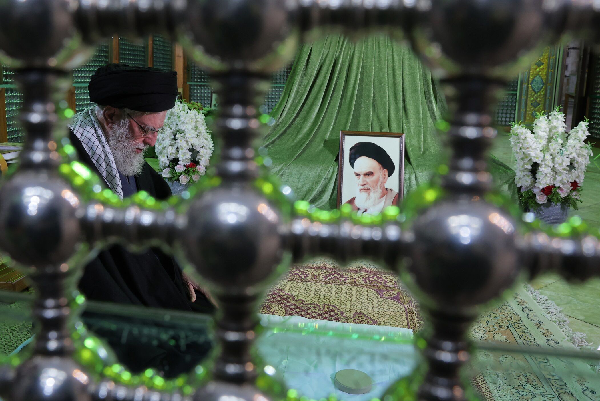 Hamaney'den ABD'ye cevap, 