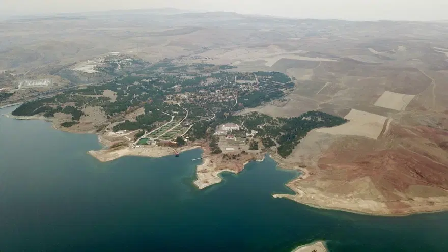 Son 65 yılın en kurak illerinden! Göletler kurudu, çeşmelerden su akmıyor 2