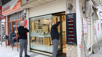 Kuyumcuda film gibi soygun! Kopya kumandayla 1,5 kilogram altın çaldılar