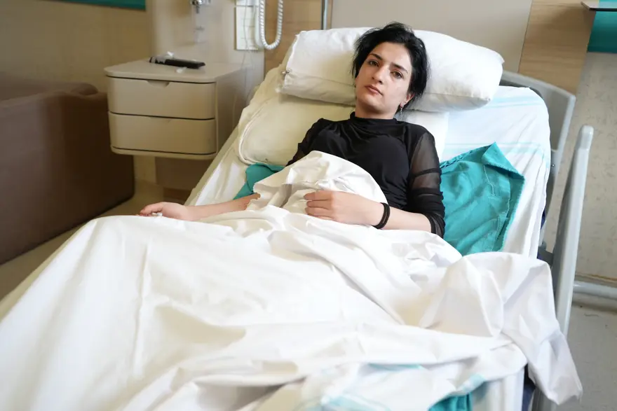 Karın ağrısını dindirmek isterken hastanelik oldu. "Ben yandım, siz yanmayın" 3