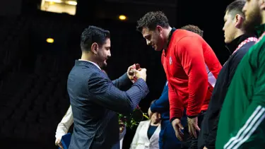 Rıza Kayaalp, mindere altınla döndü