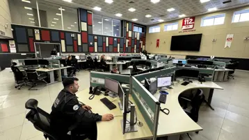 Aşk acısı çeken de kavanozun kapağını açamayan da 112'yi arıyor