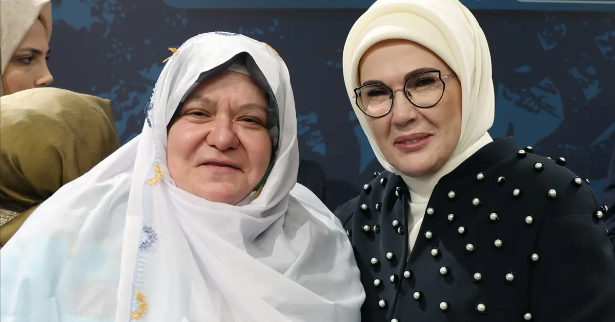 Emine Erdoğan'dan Zeynep Güneş'e destek mesajı