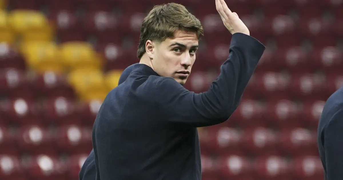 Türk taraftarların isteğini geri çevirmedi, tüm gözler Kenan Yıldız'da. "Tanıdığımız bir fenomen"