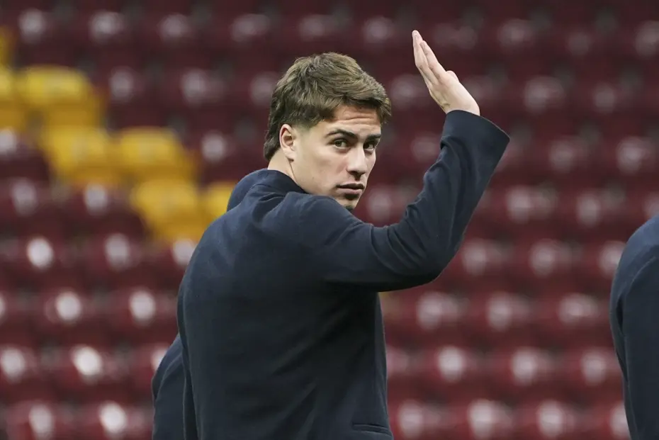 Türk taraftarların isteğini geri çevirmedi, tüm gözler Kenan Yıldız'da. 