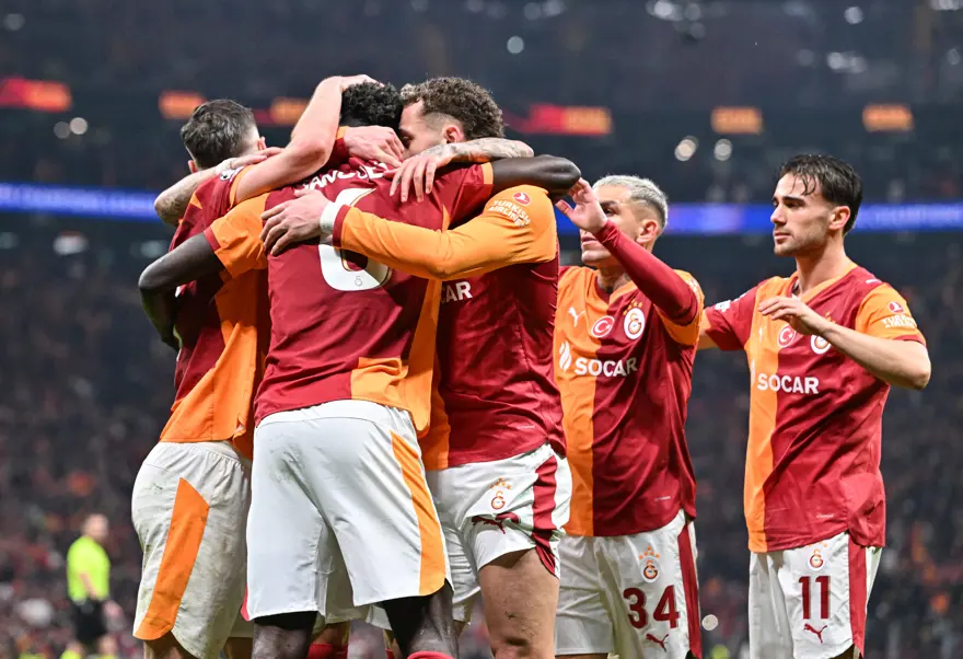 "GALATASARAY TAMAMEN EZDİ" 1 "GALATASARAY TAMAMEN EZDİ" 1