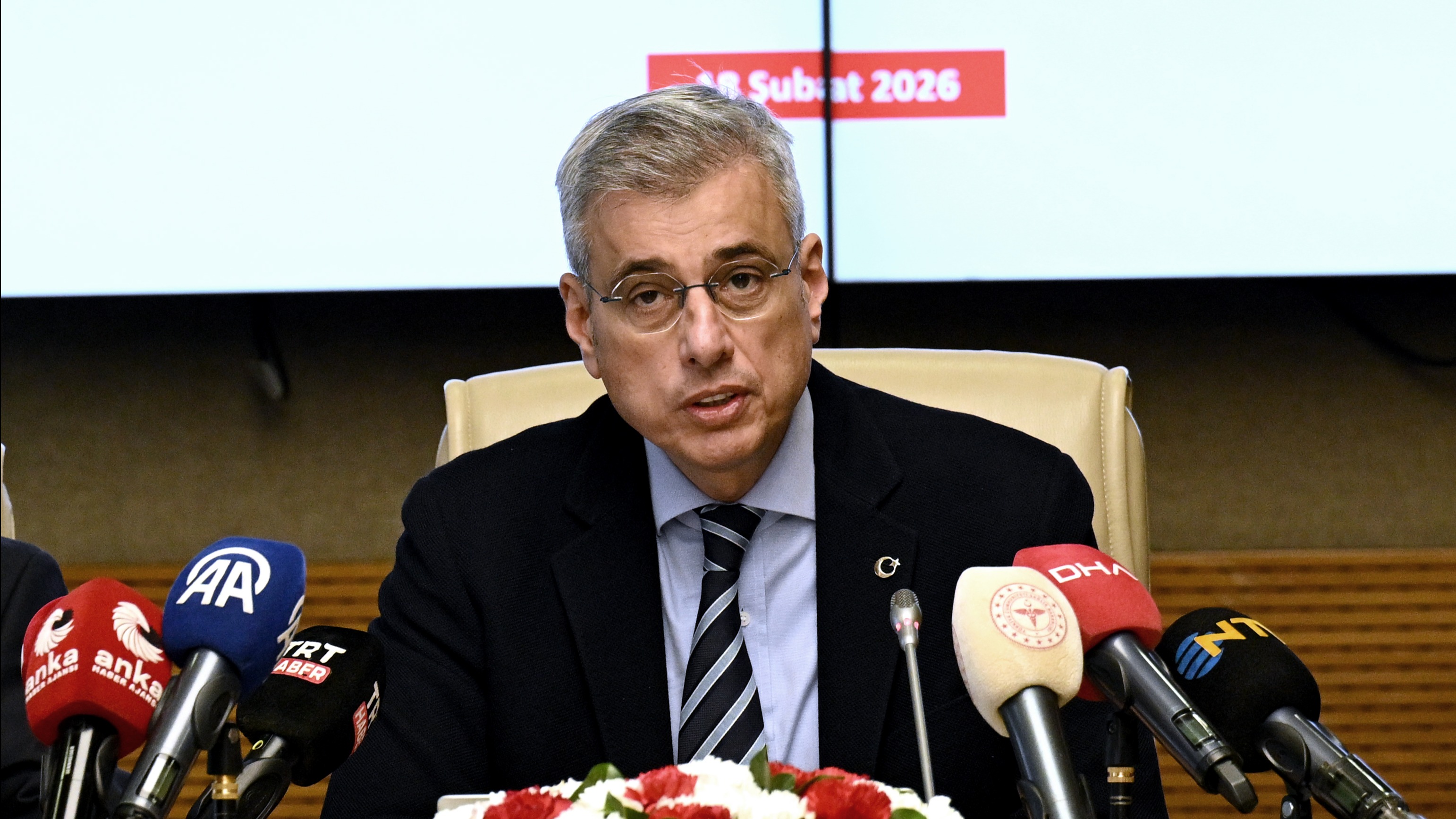 HPV aşısı ücretsiz olacak mı? "Bilimsel kurul 'bir dakika' dedi"