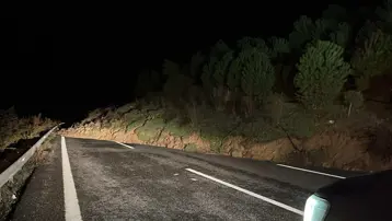 İstanbul-İzmir Otoyolu heyelan nedeniyle ulaşıma kapatıldı