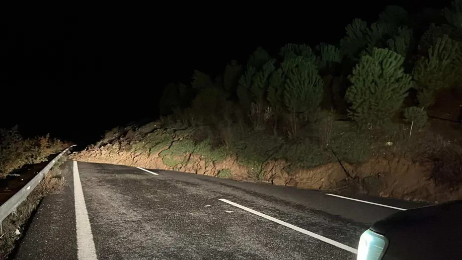 İstanbul-İzmir Otoyolu heyelan nedeniyle ulaşıma kapatıldı