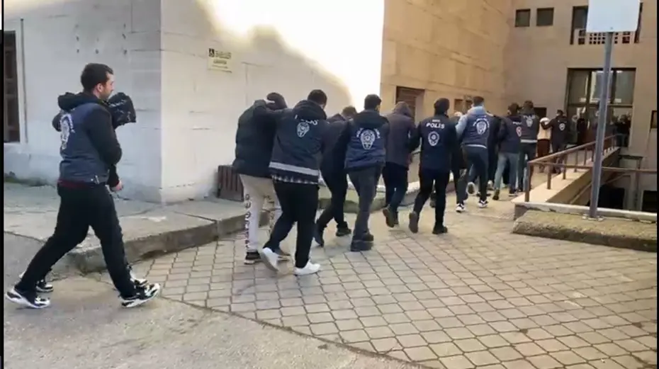 Sekiz şehirde yasa dışı bahise darbe. 26 şüpheli tutuklandı