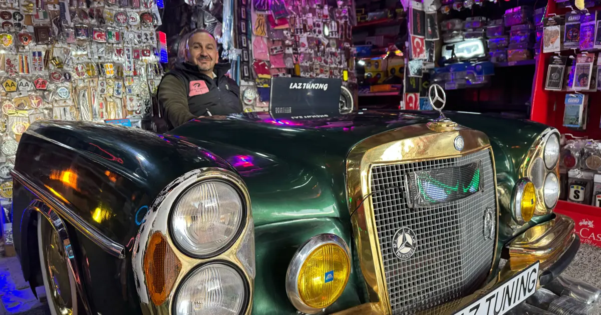 Böyle dönüşüm hikayesi görülmedi. Ofis masası 1967 model arabadan yapıldı