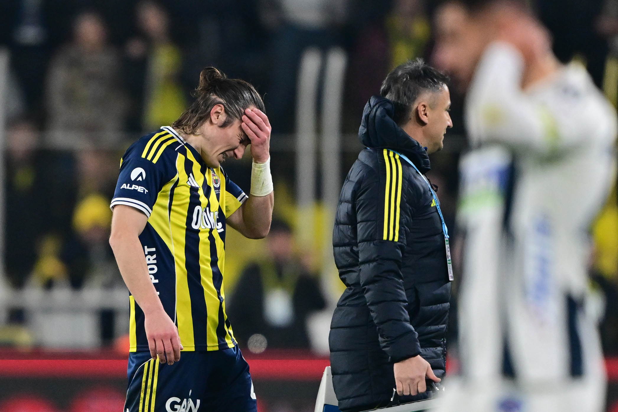 Fenerbahçe'de beklenen oldu, Çağlar Söyüncü kararı TFF'ye bildirildi