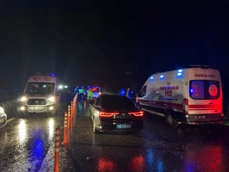 Balıkesir'de F-16 uçağı düştü, pilot şehit oldu