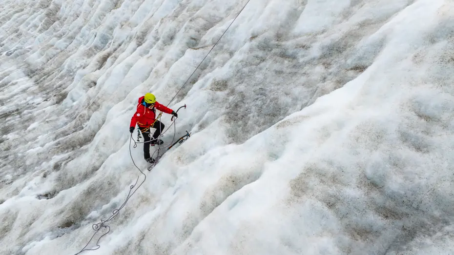 Antarktika'da Türk bilim insanlarından buzul tırmanışı