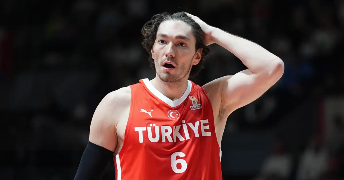 12 Dev Adam, Sırbistan'ı devirdi