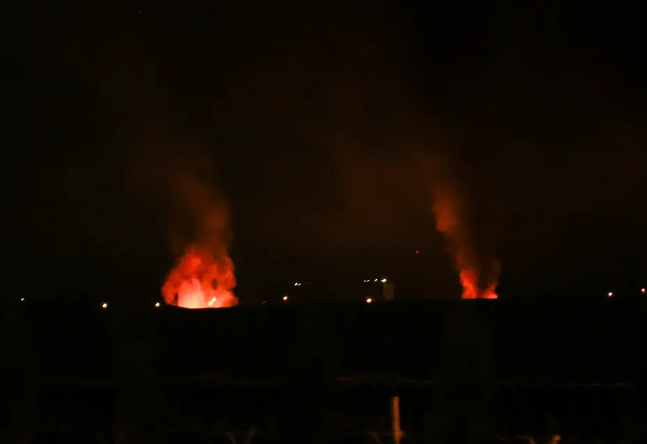 Erbil Havalimanı'nda patlama sonrası yangın meydana geldi 