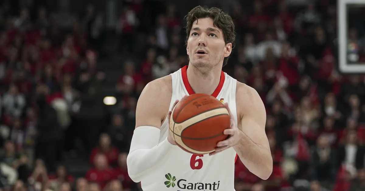 12 Dev Adam Sırbistan'a yendi, üst turu garantiledi