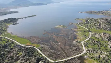Yaz aylarında kuraklığa teslim olmuştu. Eski haline geri döndü