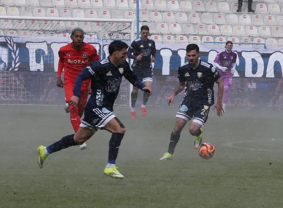 Adım adım Süper Lig'e. Zirveyi bırakmıyorlar, 8-1 kazandılar 